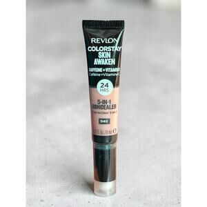 Revlon ColorStay Skin Awaken 5-in-1 Concealer Caffeine Vitamin C 040 Medium